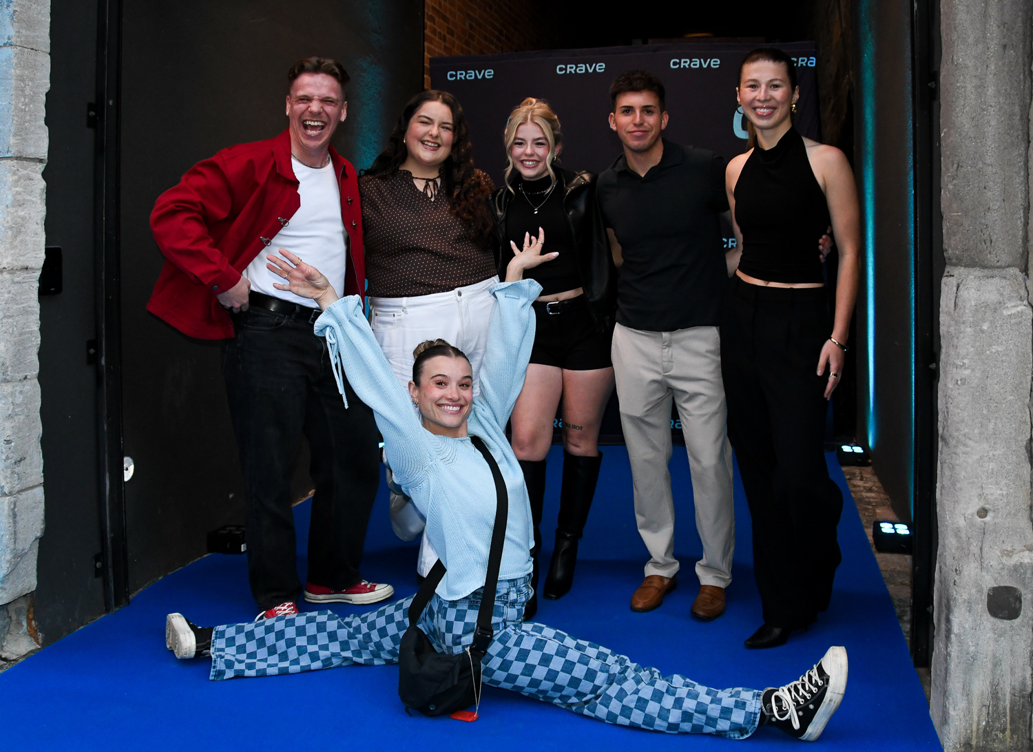 Nos photos du tapis bleu de l’Open House Crave